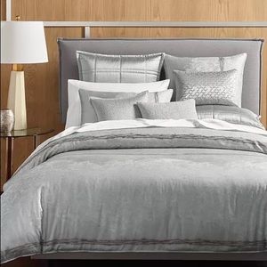 HOTEL COLLECTION Muse King size Duvet Set- 800 thread count Egyptian Cotton